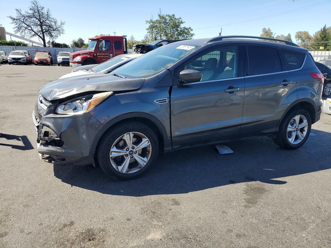 2015 FORD ESCAPE SE