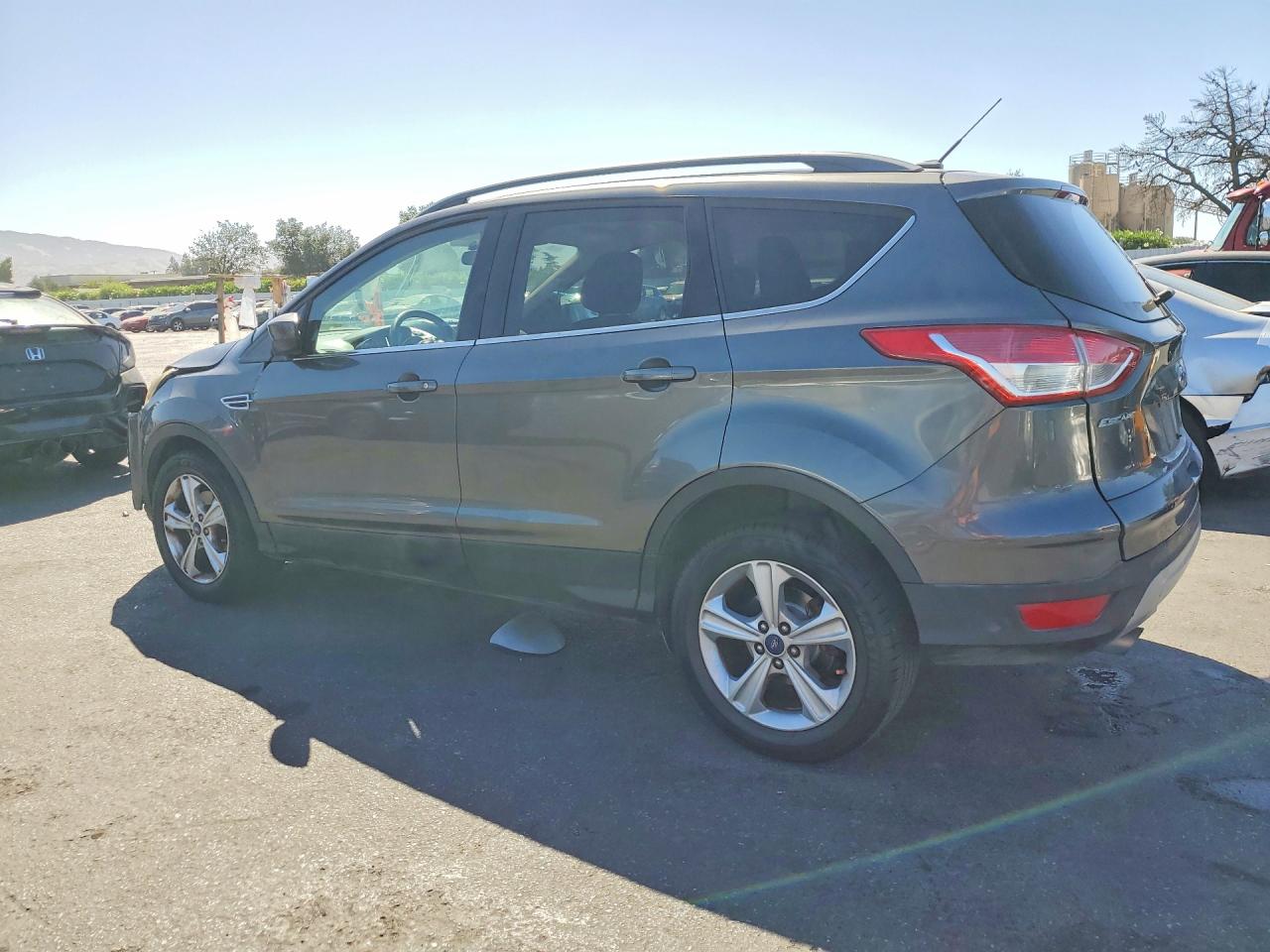 2015 FORD ESCAPE SE — снимка 2