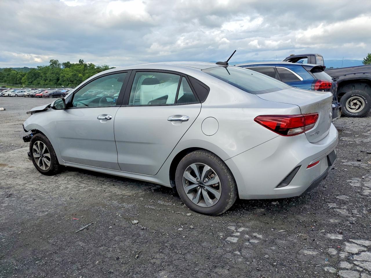 2023 KIA RIO S — снимка 2