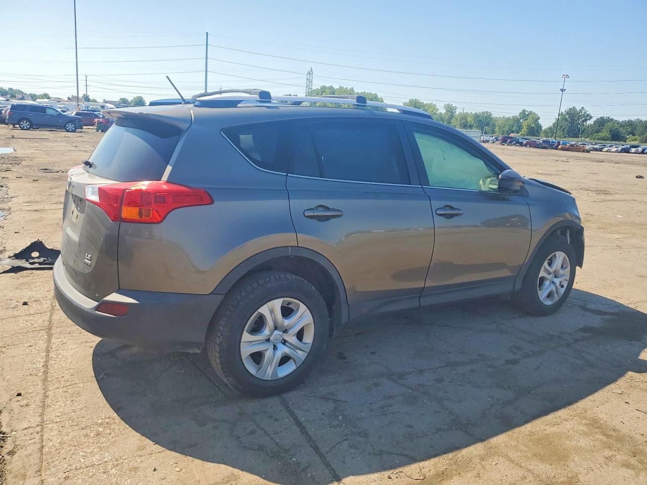 2015 TOYOTA RAV4 LE — снимка 3