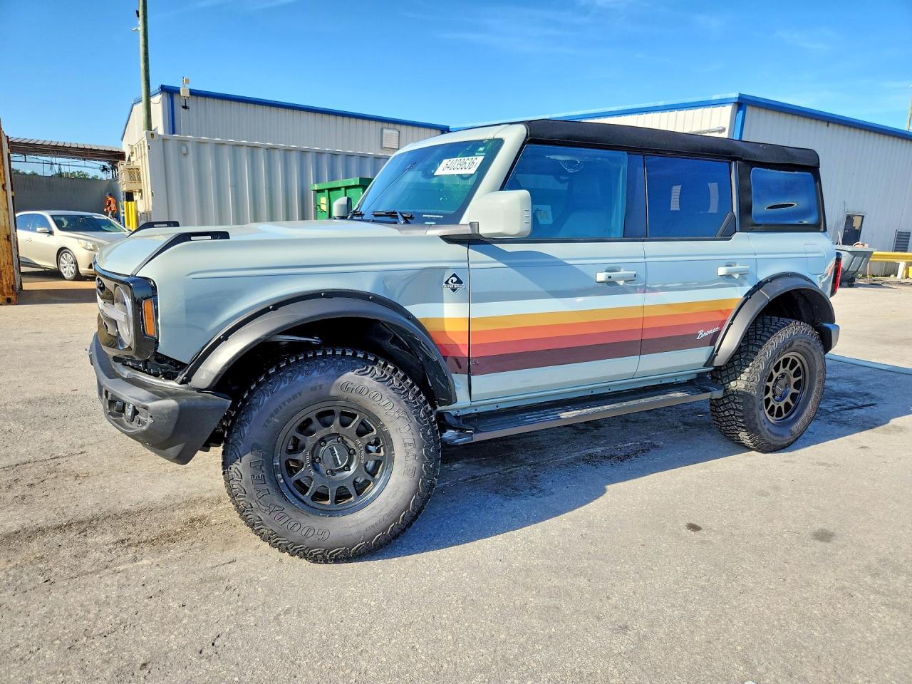 2024 FORD BRONCO OUTER BANKS