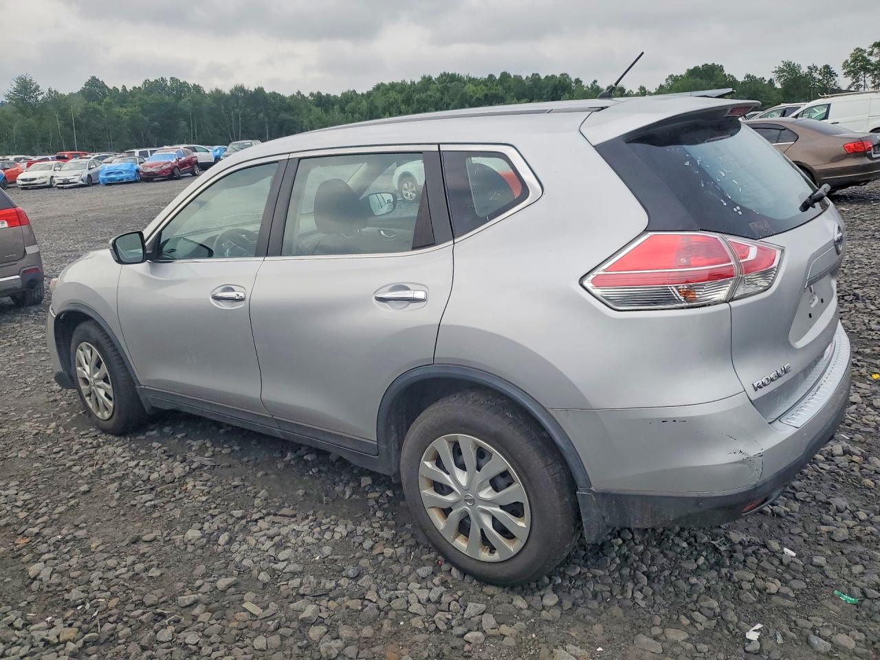2015 NISSAN ROGUE S — снимка 2