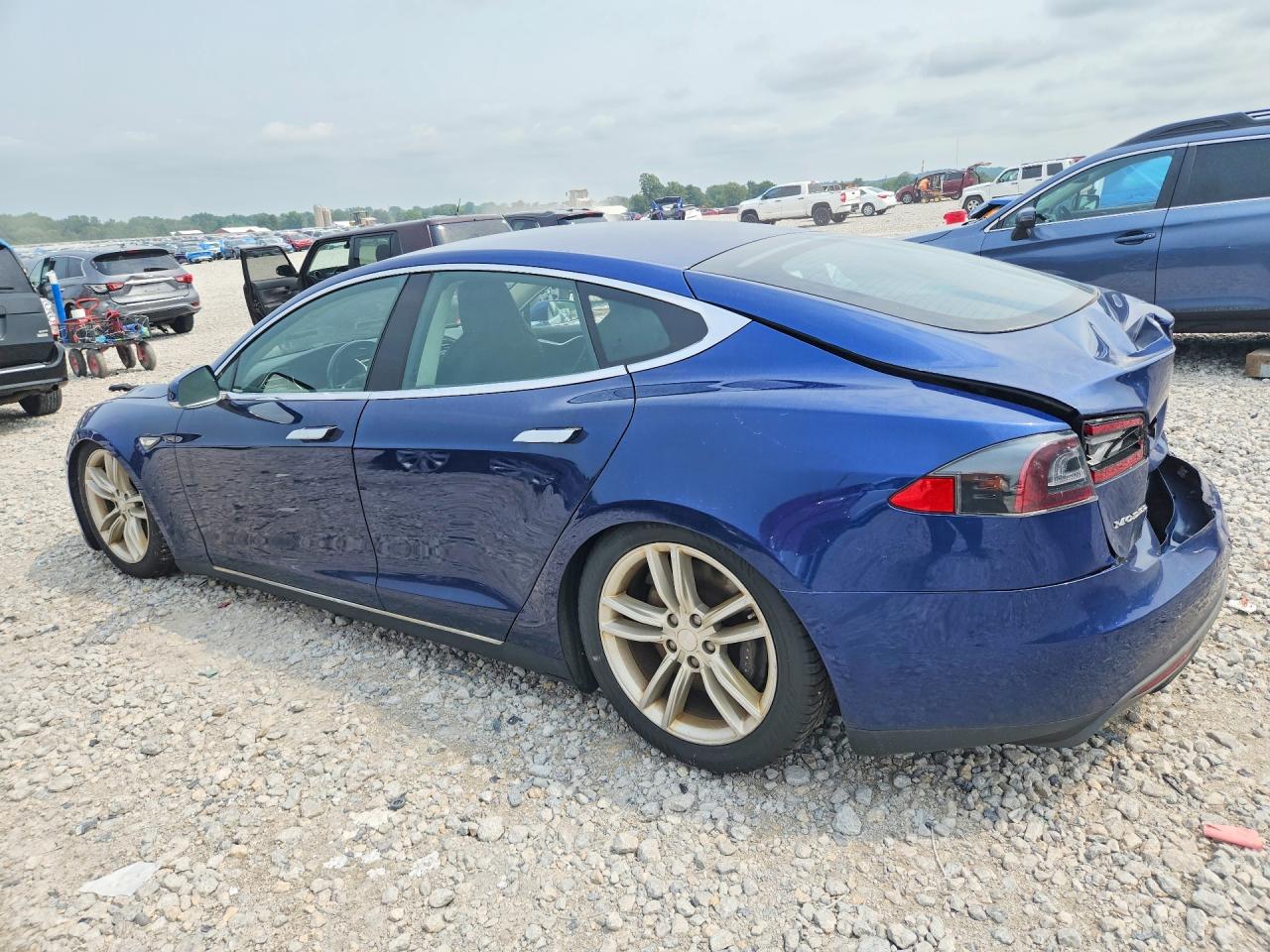 2015 TESLA MODEL S — снимка 2
