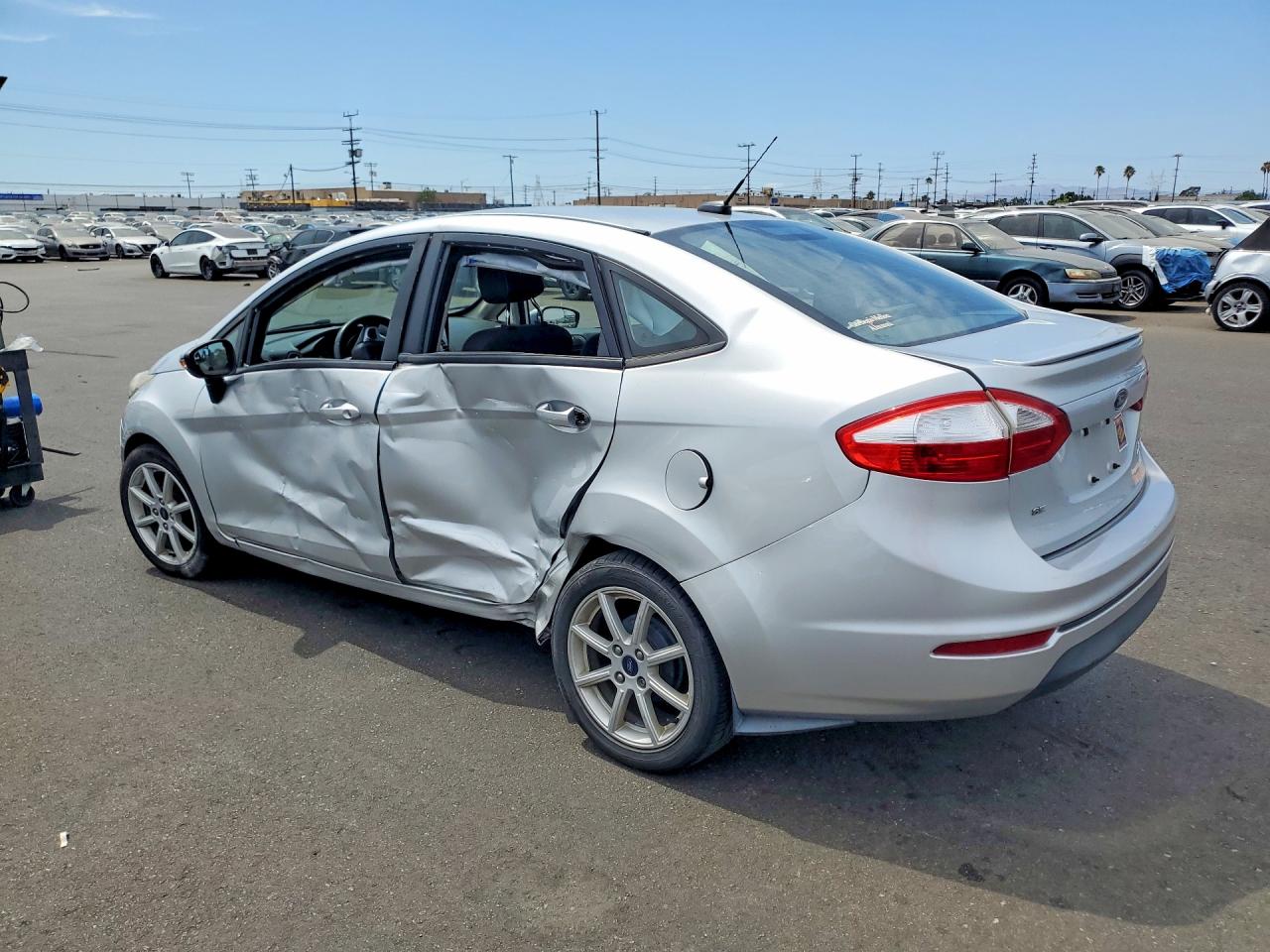 2016 FORD FIESTA SE — снимка 2