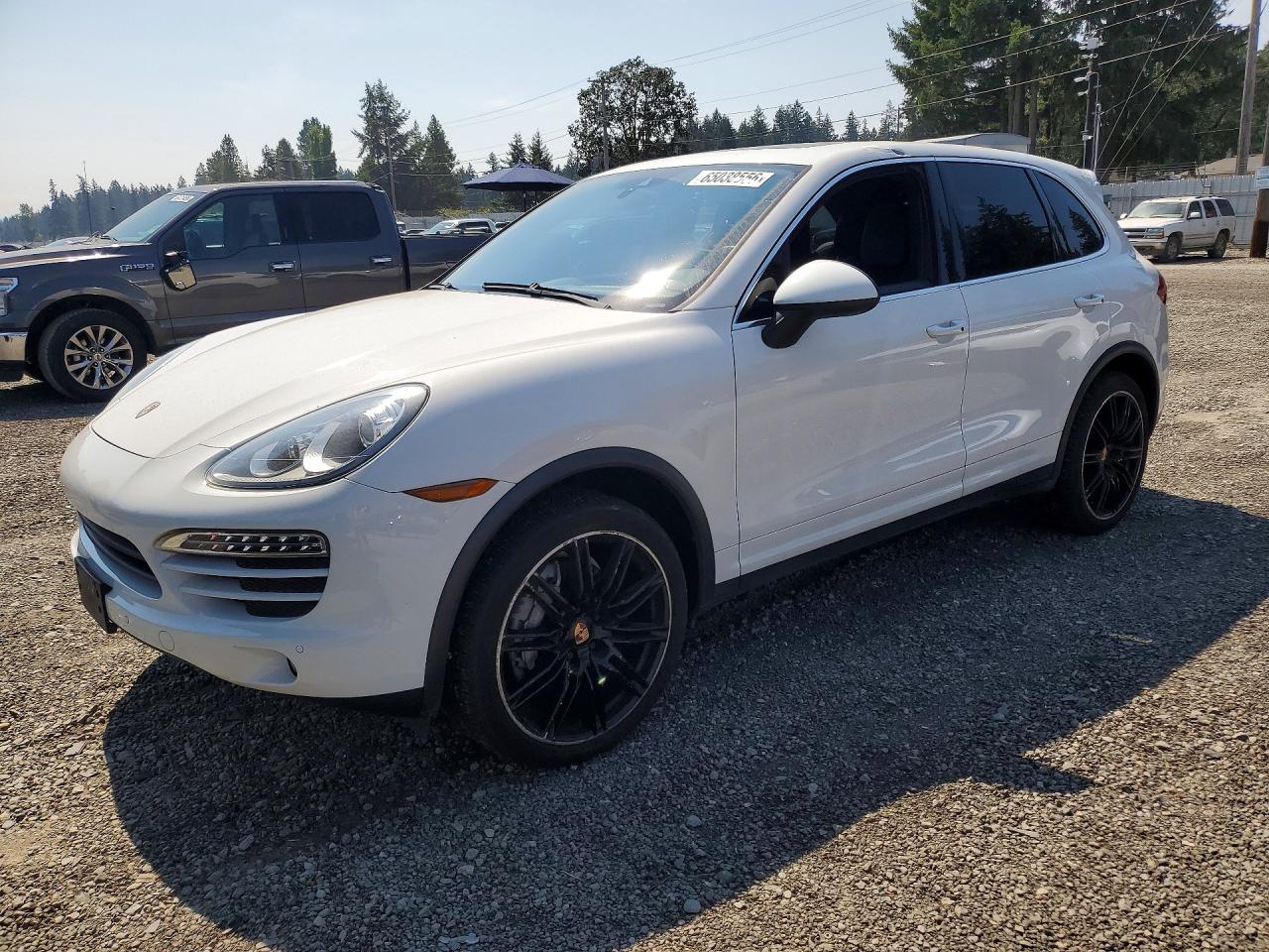 2014 PORSCHE CAYENNE