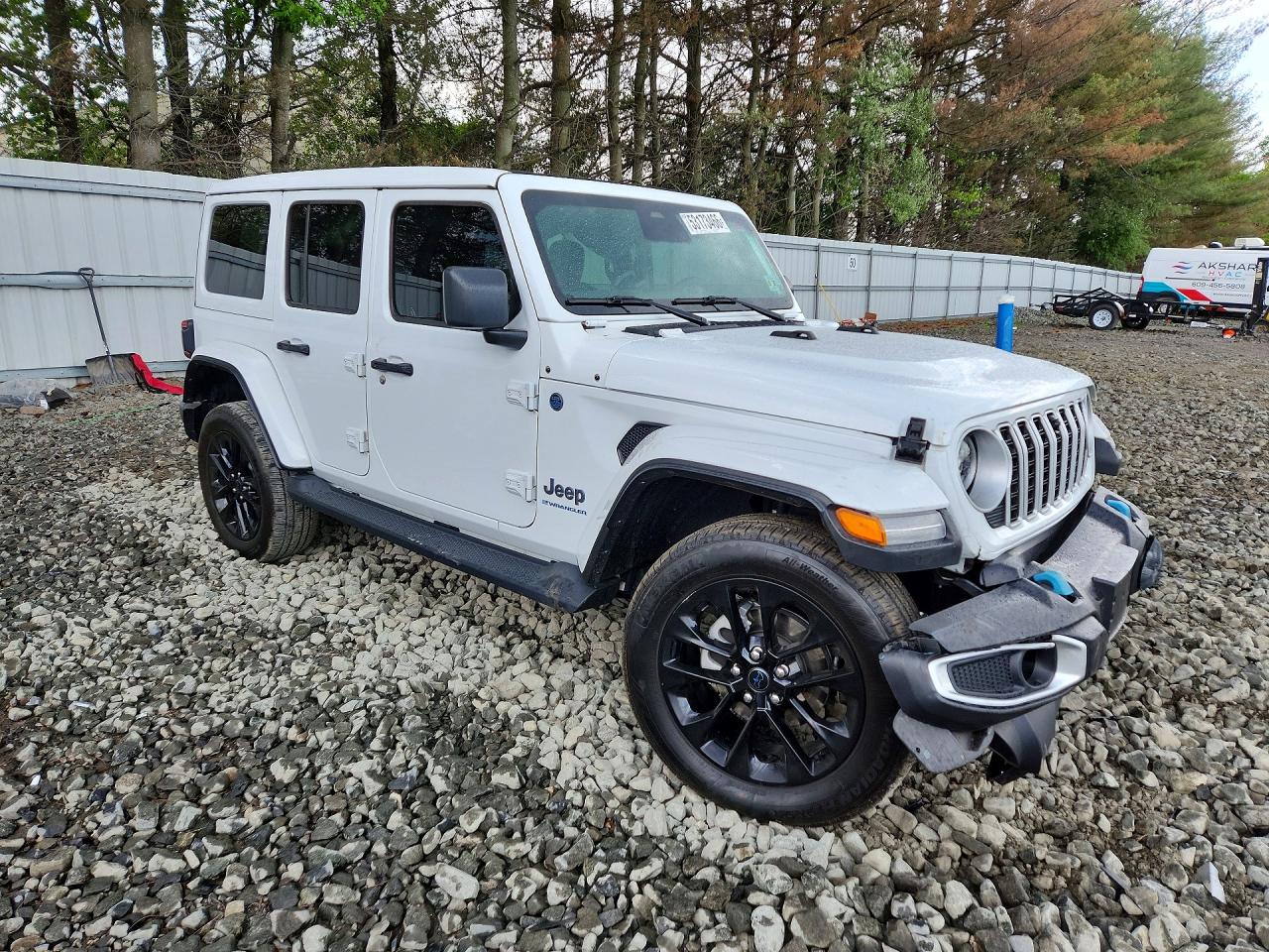 2025 JEEP WRANGLER SAHARA 4XE — снимка 4