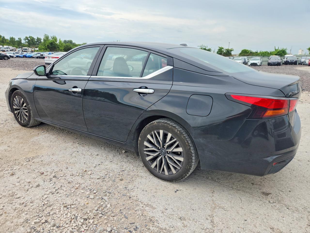 2023 NISSAN ALTIMA SV — снимка 2