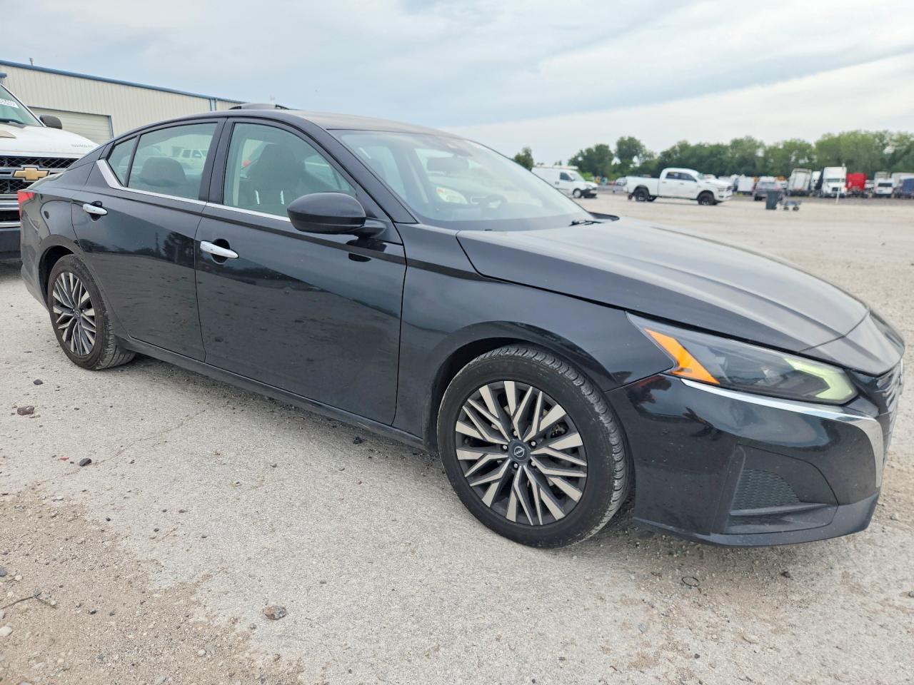 2023 NISSAN ALTIMA SV — снимка 4