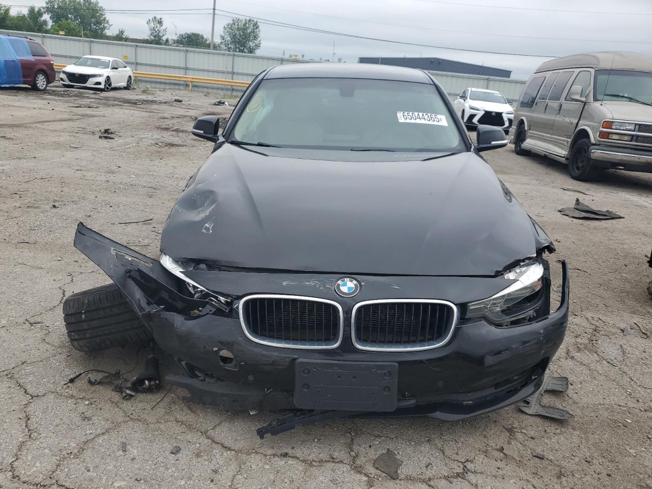 2016 BMW 320 I — снимка 5