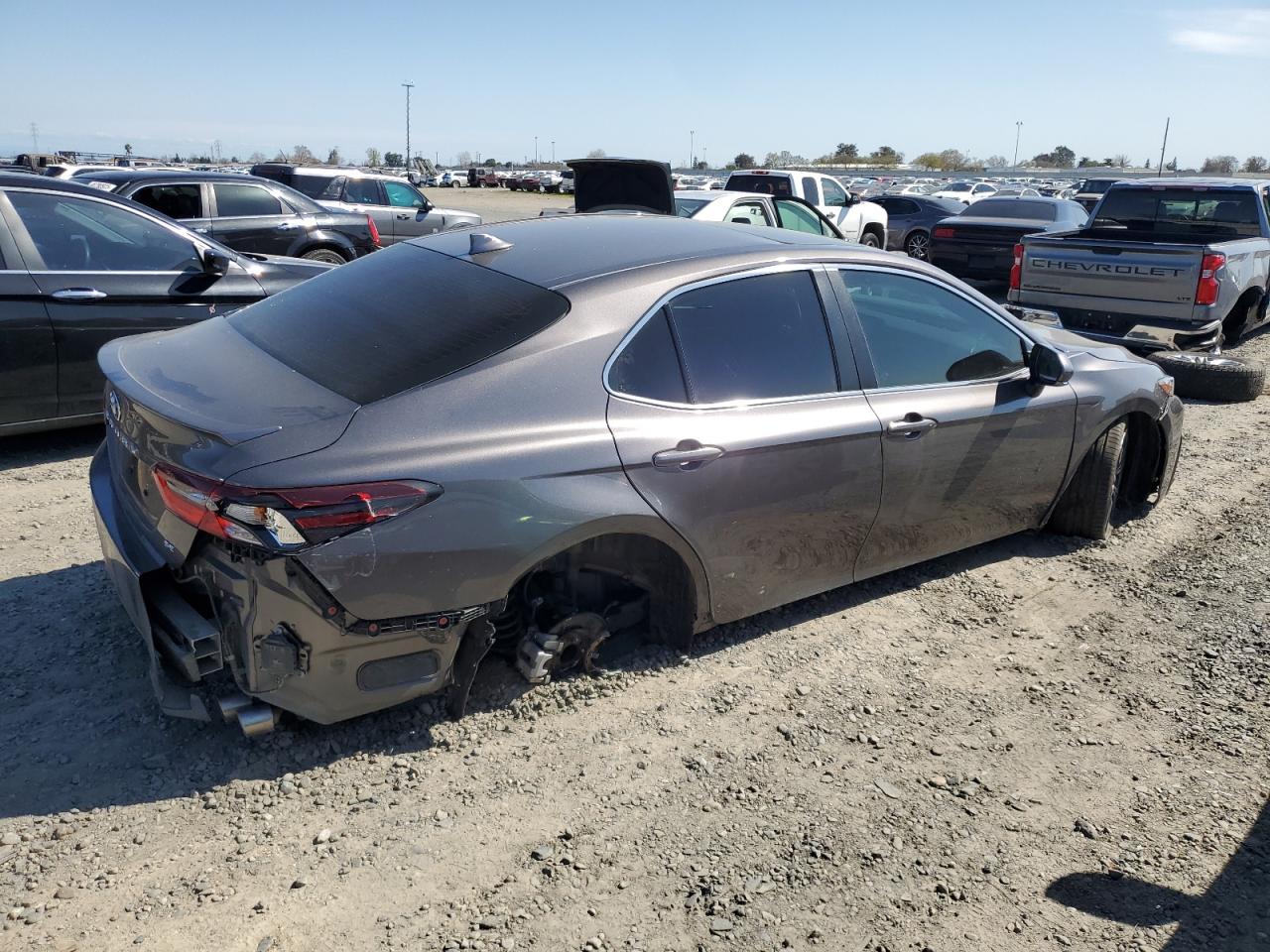 2023 TOYOTA CAMRY SE NIGHT SHADE — снимка 3