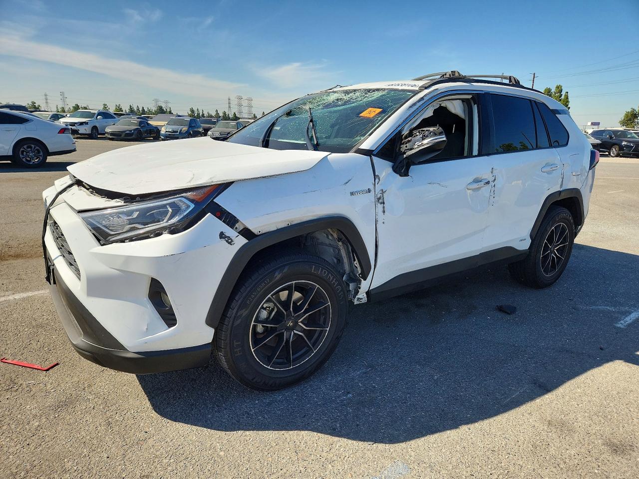 2021 TOYOTA RAV4 XLE