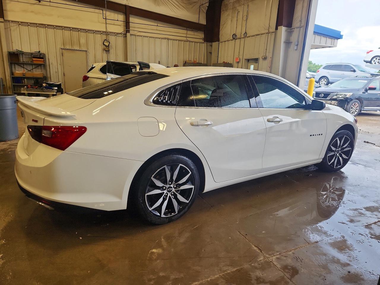 2024 CHEVROLET MALIBU RS — снимка 3