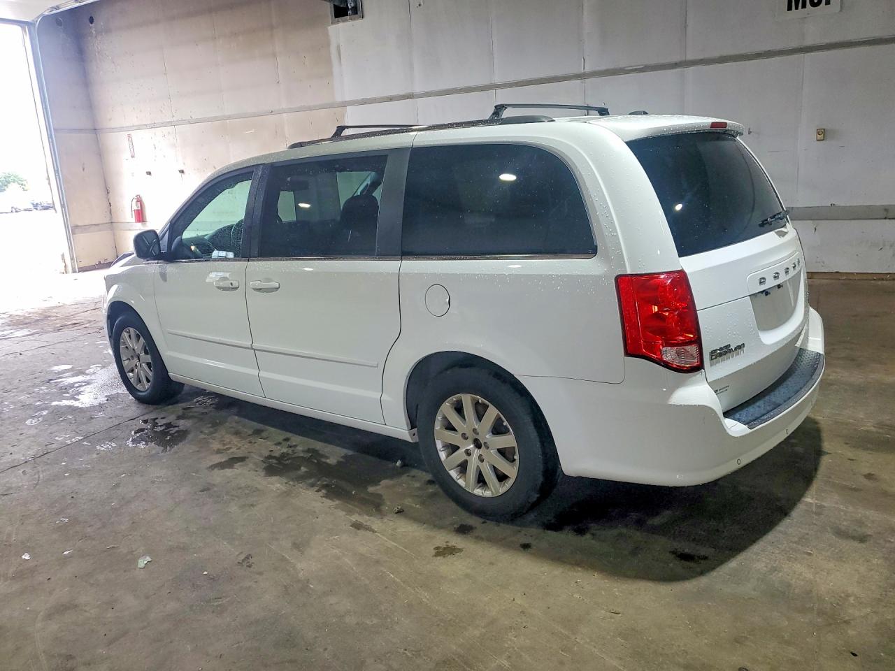 2017 DODGE GRAND CARAVAN SXT — снимка 2