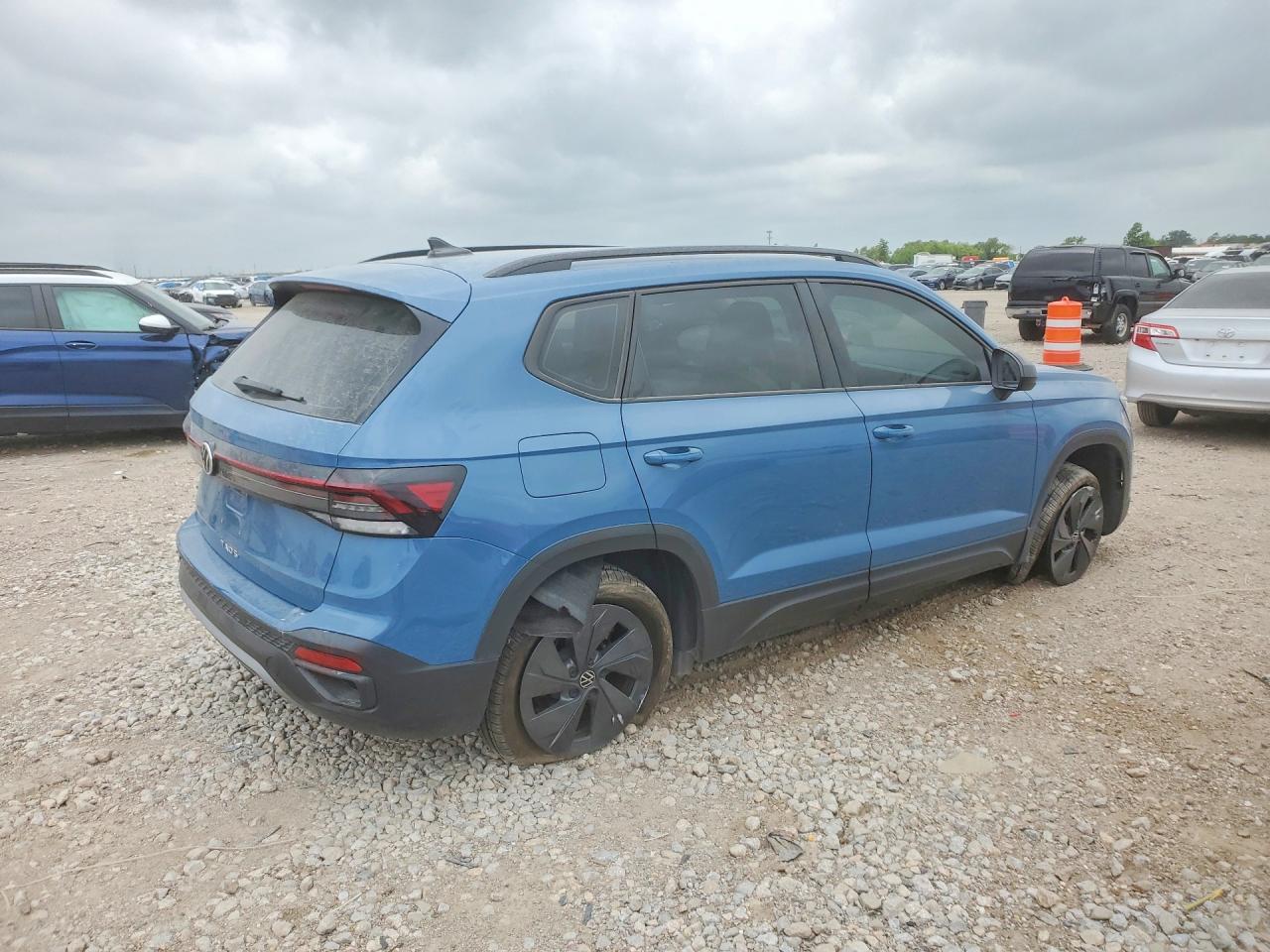 2025 VOLKSWAGEN TAOS S — снимка 3
