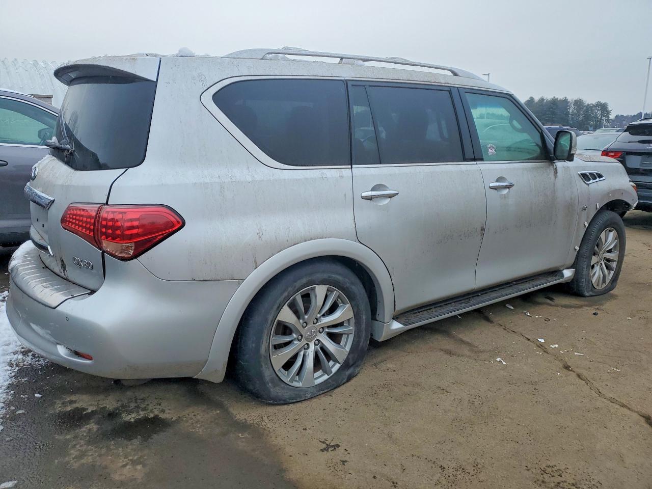 2015 INFINITI QX80 — снимка 3