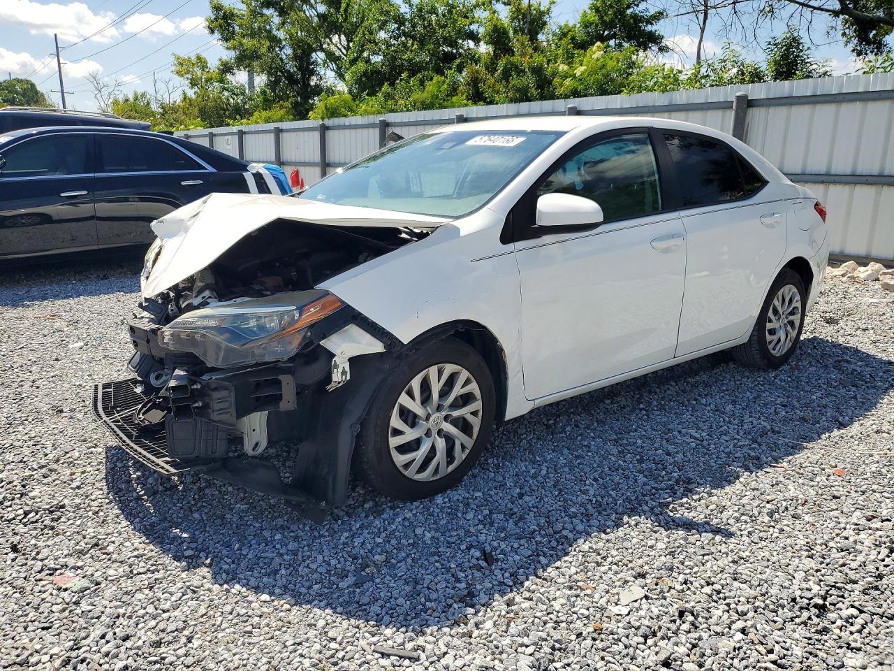 2018 TOYOTA COROLLA LE