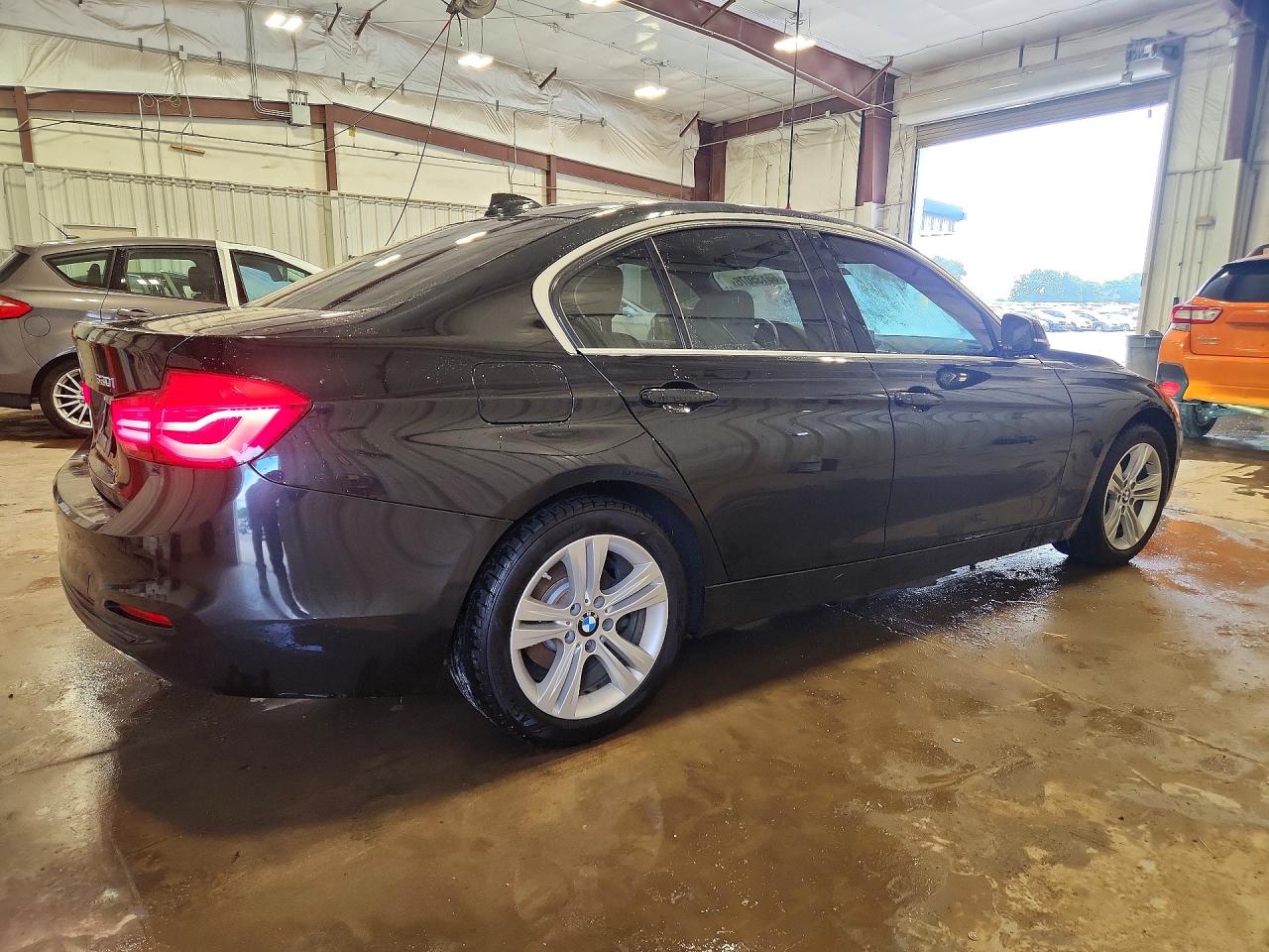 2017 BMW 330 I — снимка 3