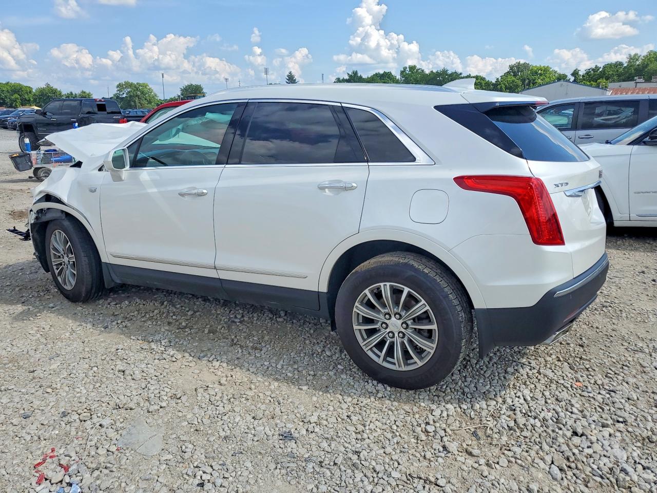 2017 CADILLAC XT5 LUXURY — снимка 2