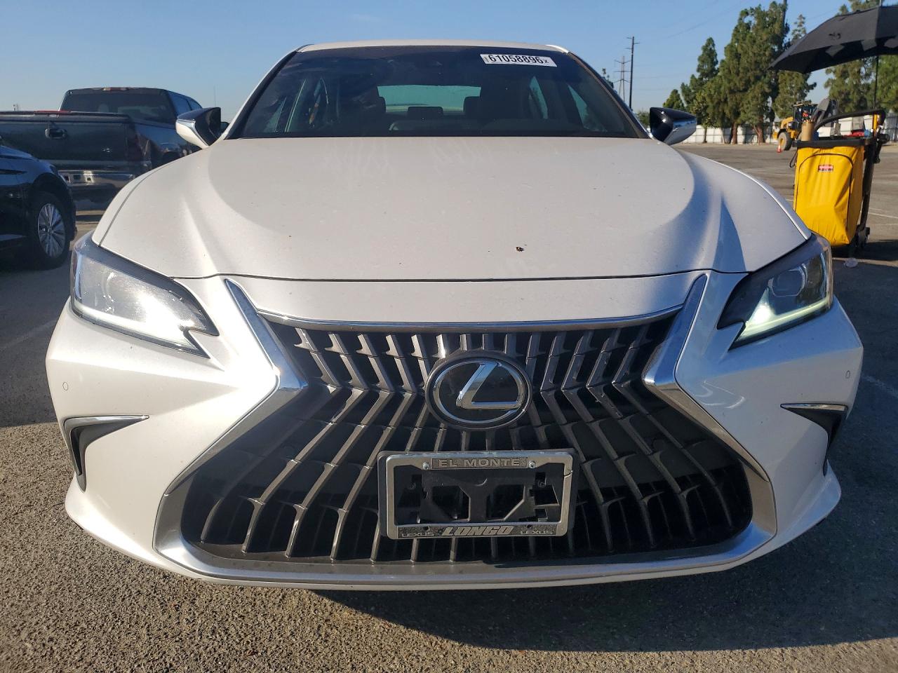 2024 LEXUS ES 300H BASE — снимка 5