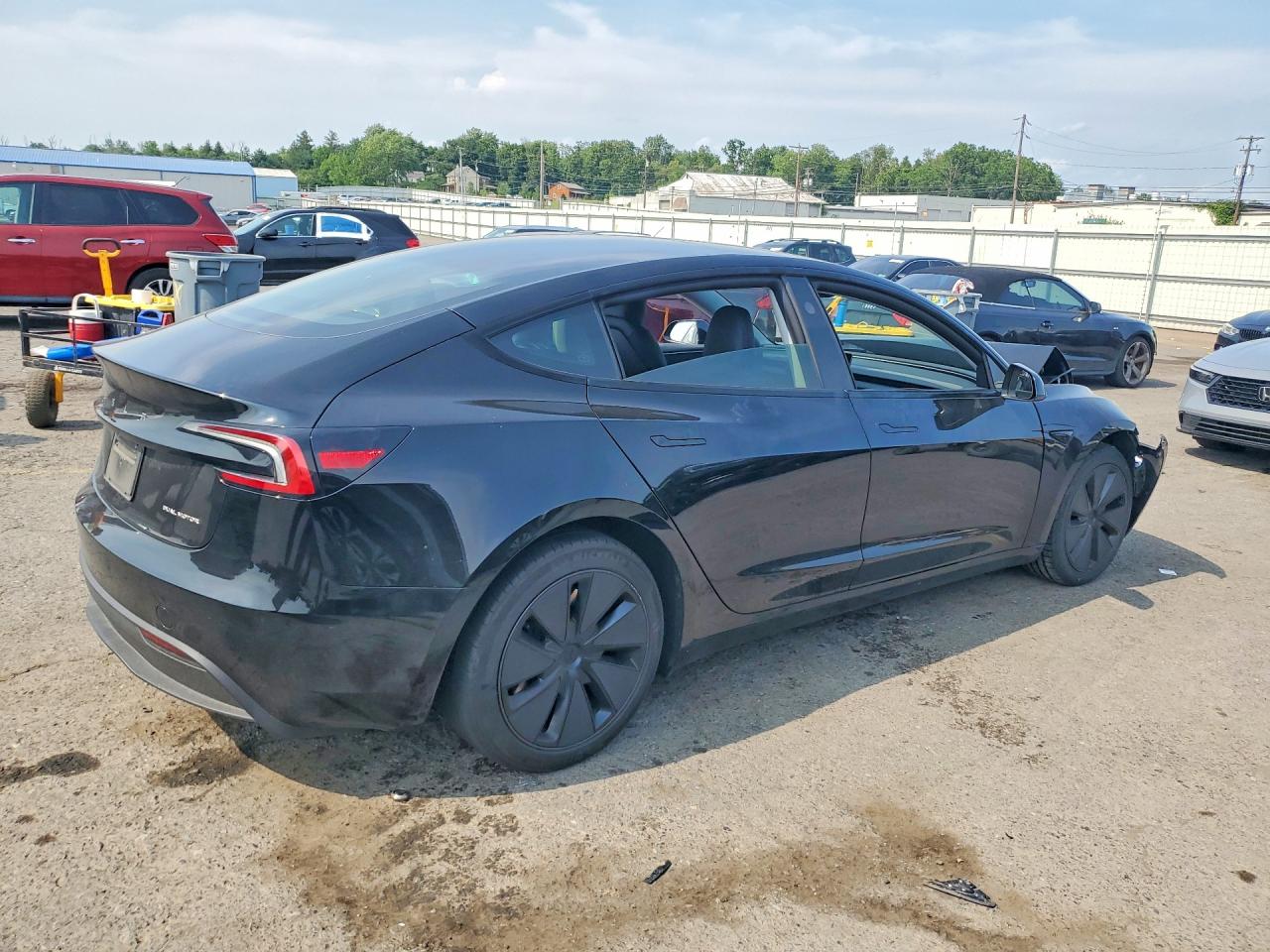 2024 TESLA MODEL 3 — снимка 3