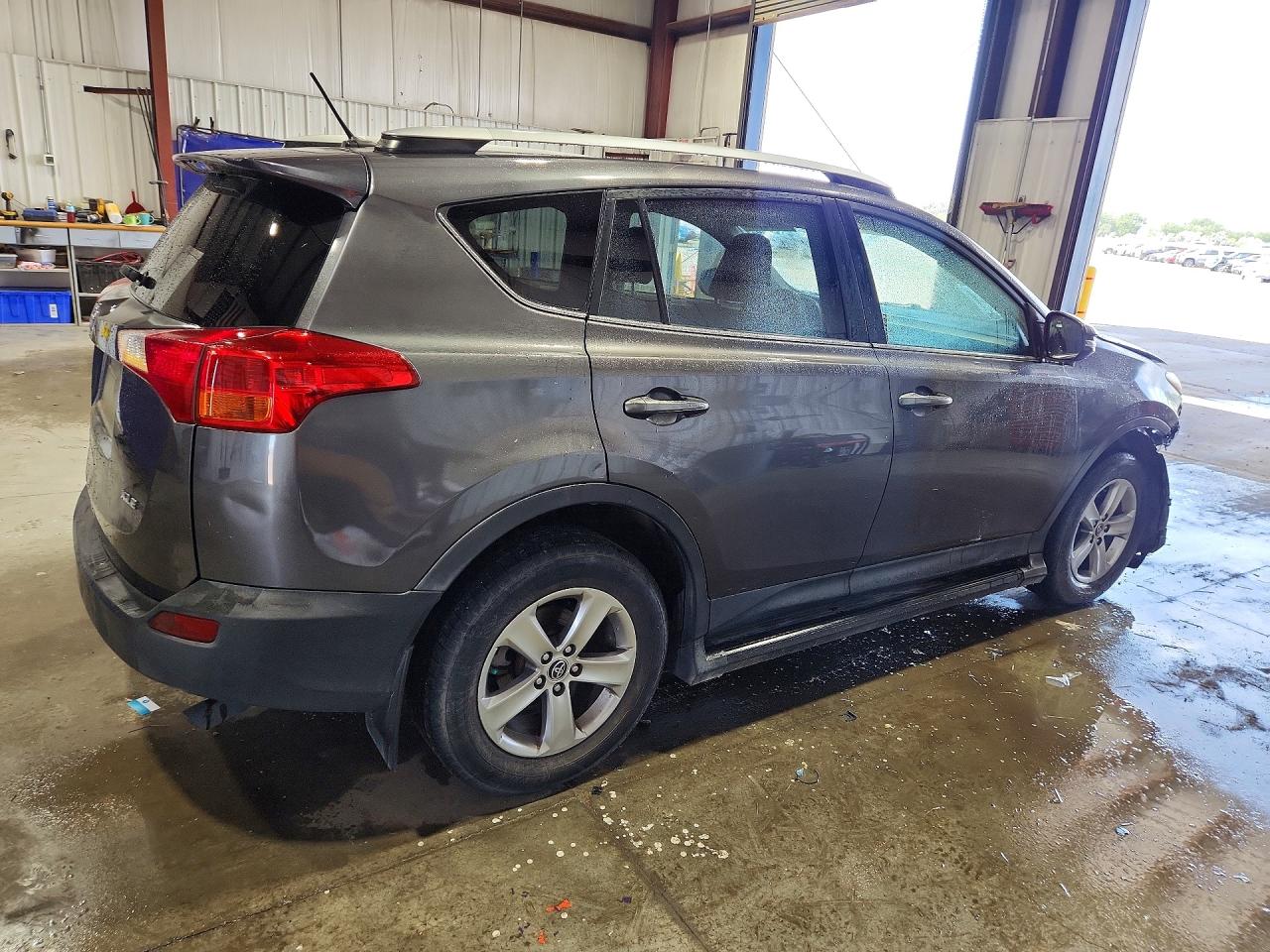 2015 TOYOTA RAV4 XLE — снимка 3