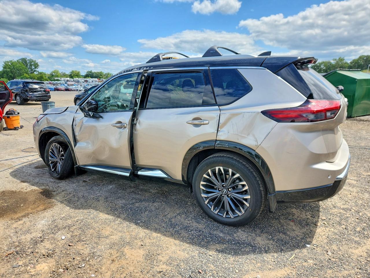 2026 NISSAN ROGUE PLATINUM — снимка 2