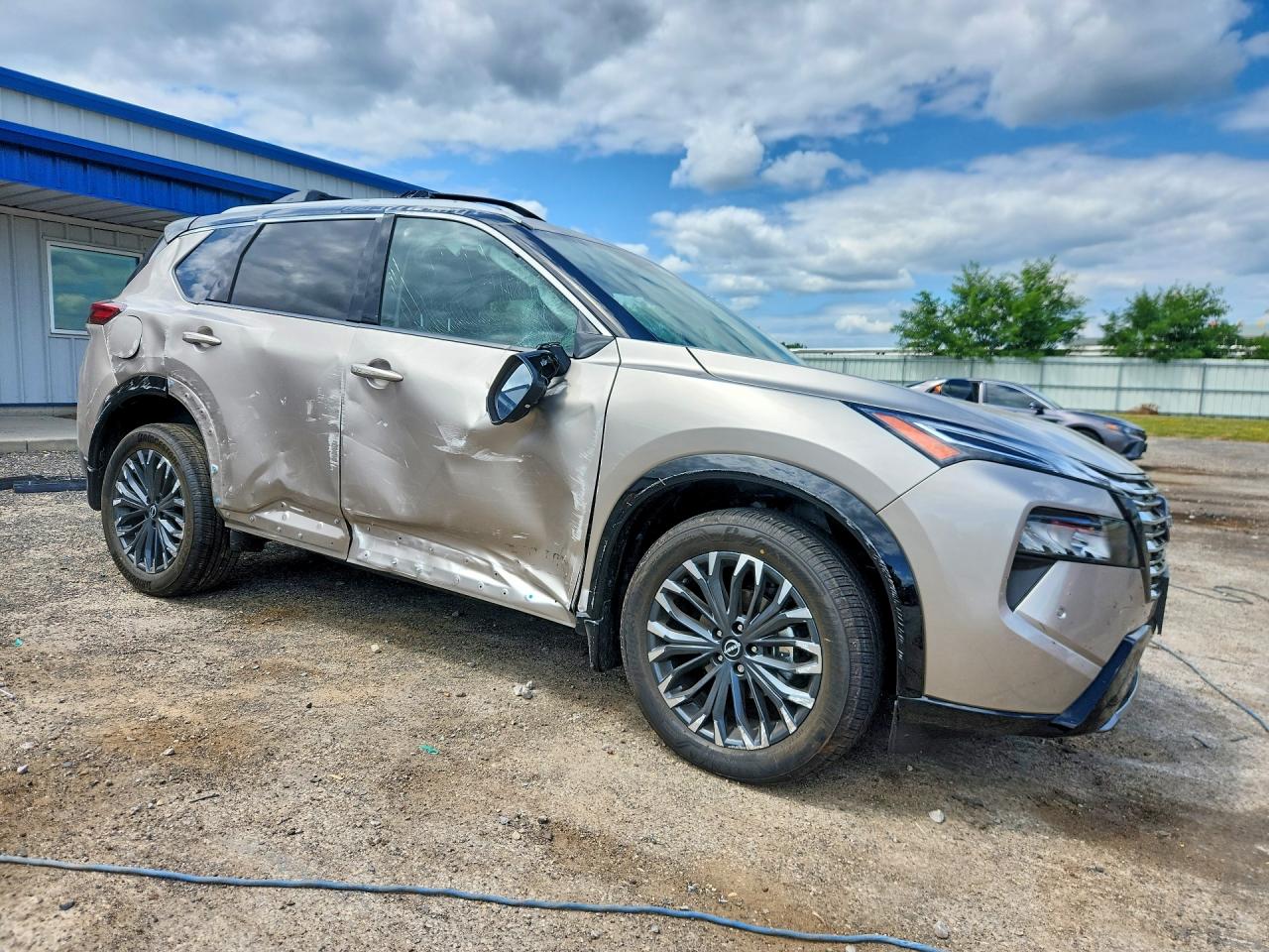2026 NISSAN ROGUE PLATINUM — снимка 4