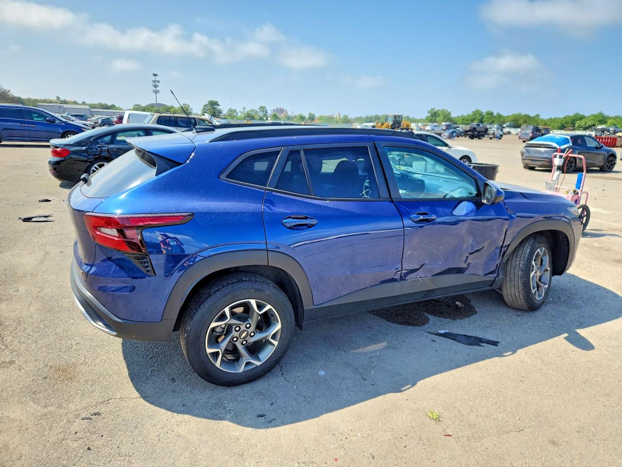 2024 CHEVROLET TRAX 1LT — снимка 3