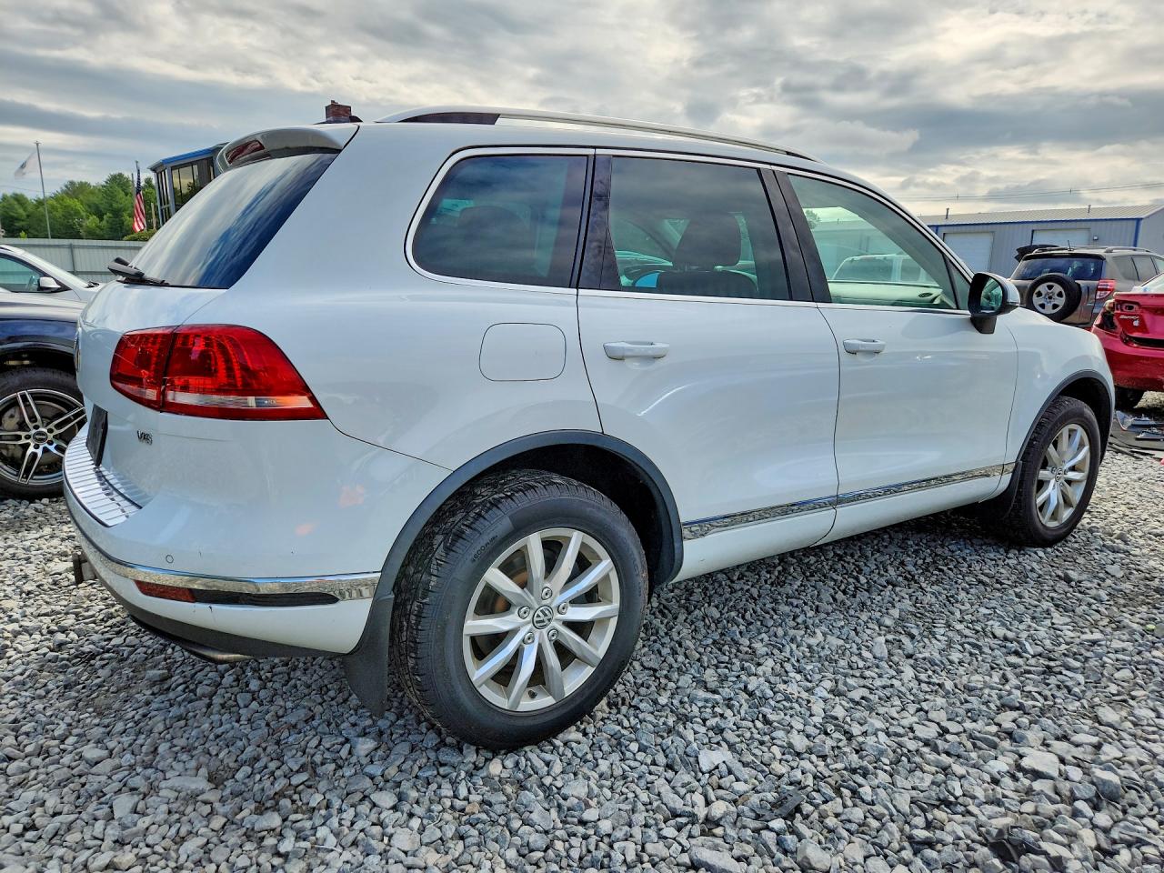 2016 VOLKSWAGEN TOUAREG SPORT — снимка 3