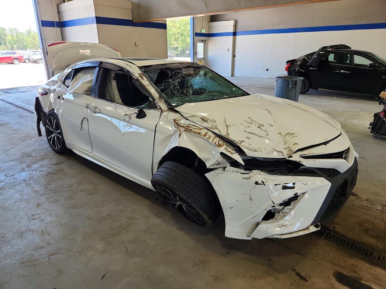 2018 TOYOTA CAMRY — снимка 4