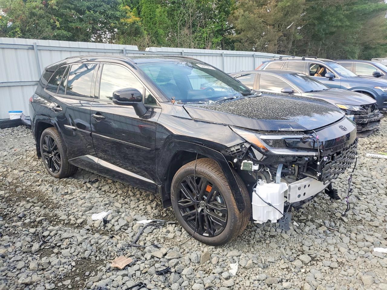 2026 TOYOTA RAV4 PLUG-IN HYBRID XSE — снимка 4