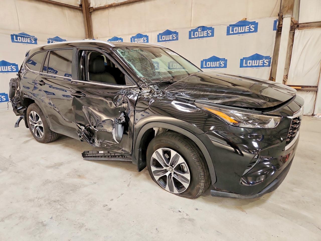 2026 TOYOTA HIGHLANDER XLE — снимка 4