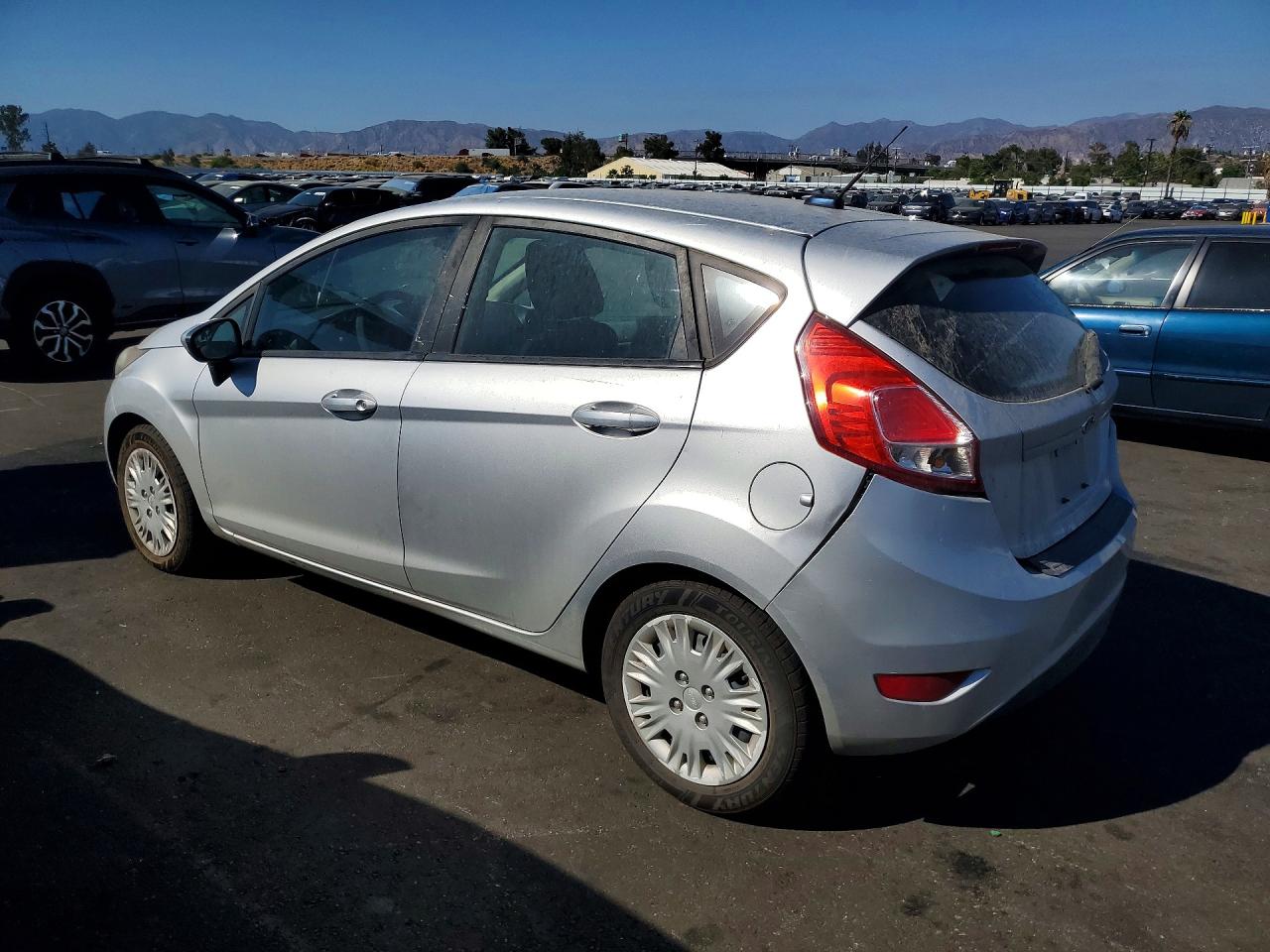 2015 FORD FIESTA S — снимка 2