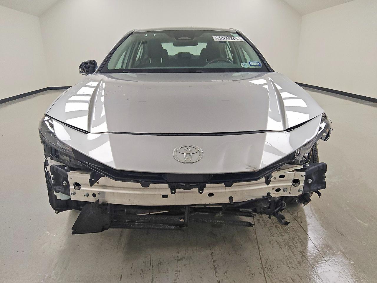 2026 TOYOTA CAMRY LE — снимка 5