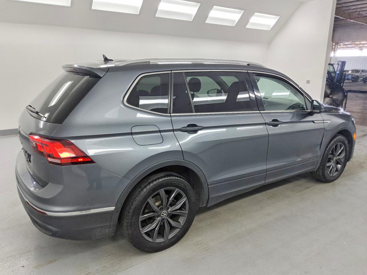 2024 VOLKSWAGEN TIGUAN SE — снимка 3