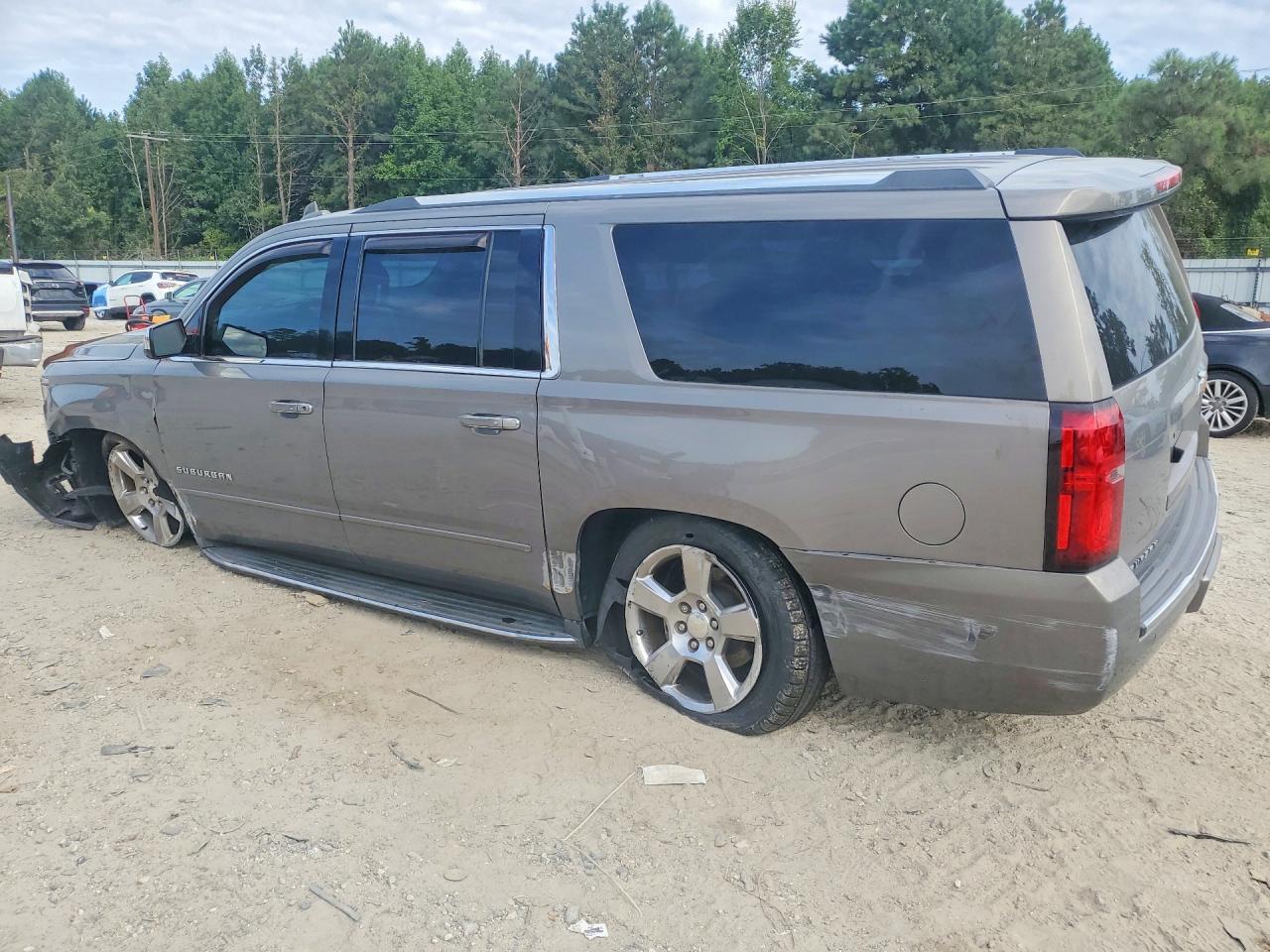 2017 CHEVROLET SURBURBAN K1500 PREMIER — снимка 2