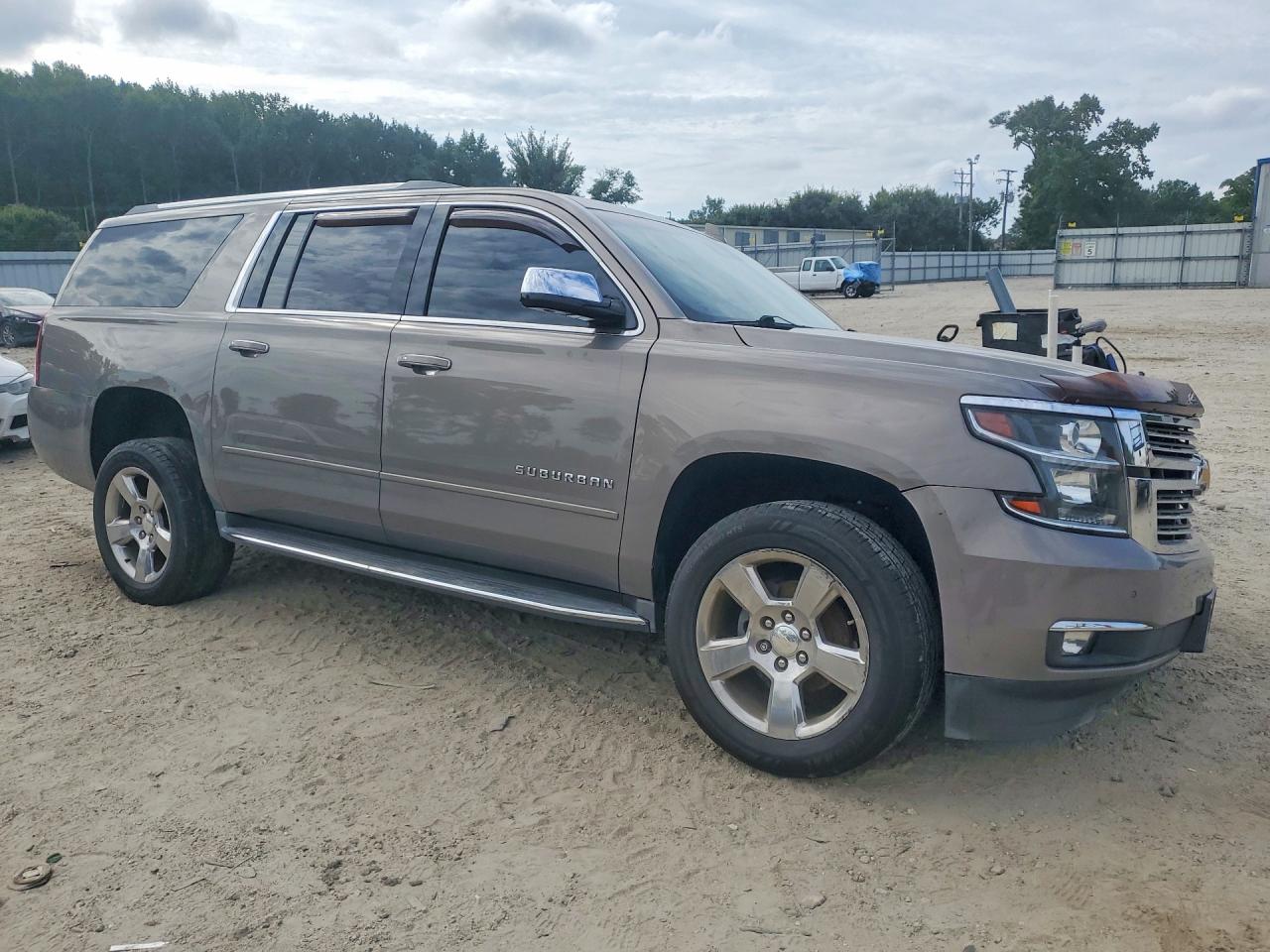 2017 CHEVROLET SURBURBAN K1500 PREMIER — снимка 4