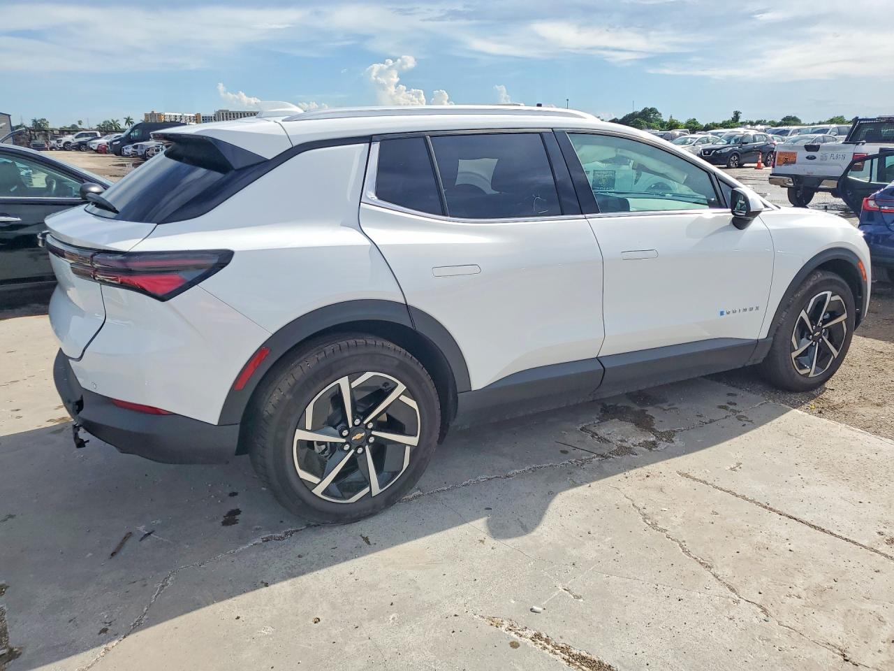 2026 CHEVROLET EQUINOX LT — снимка 3