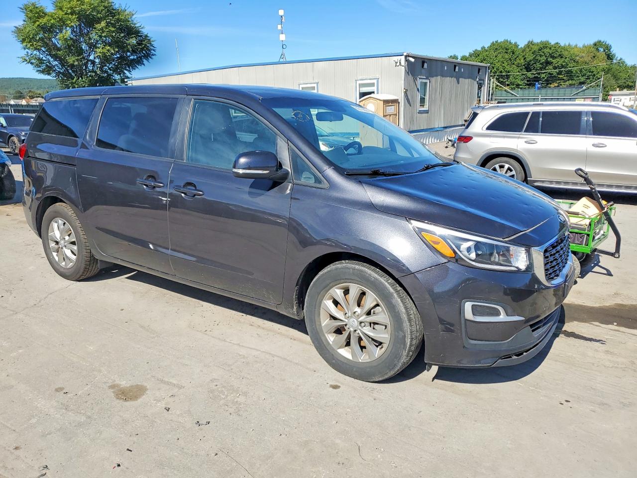 2021 KIA SEDONA LX — photo 4