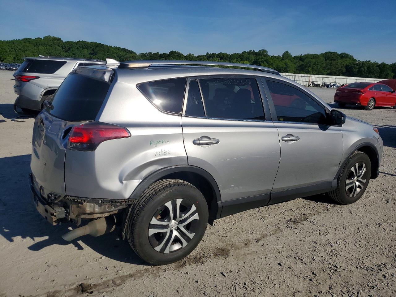 2018 TOYOTA RAV4 LE — снимка 3