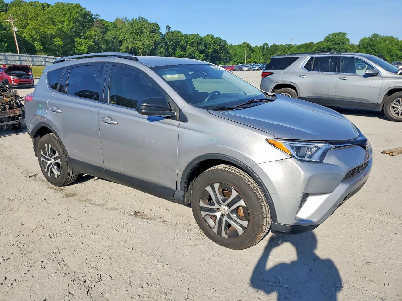 2018 TOYOTA RAV4 LE — снимка 4