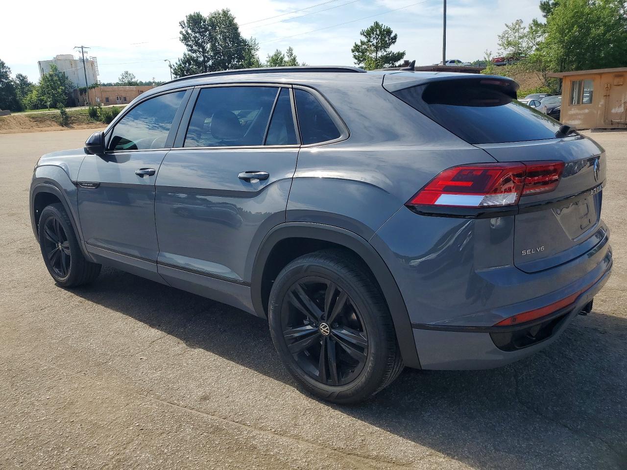 2023 VOLKSWAGEN ATLAS CROSS SPORT SEL R-LINE — снимка 2