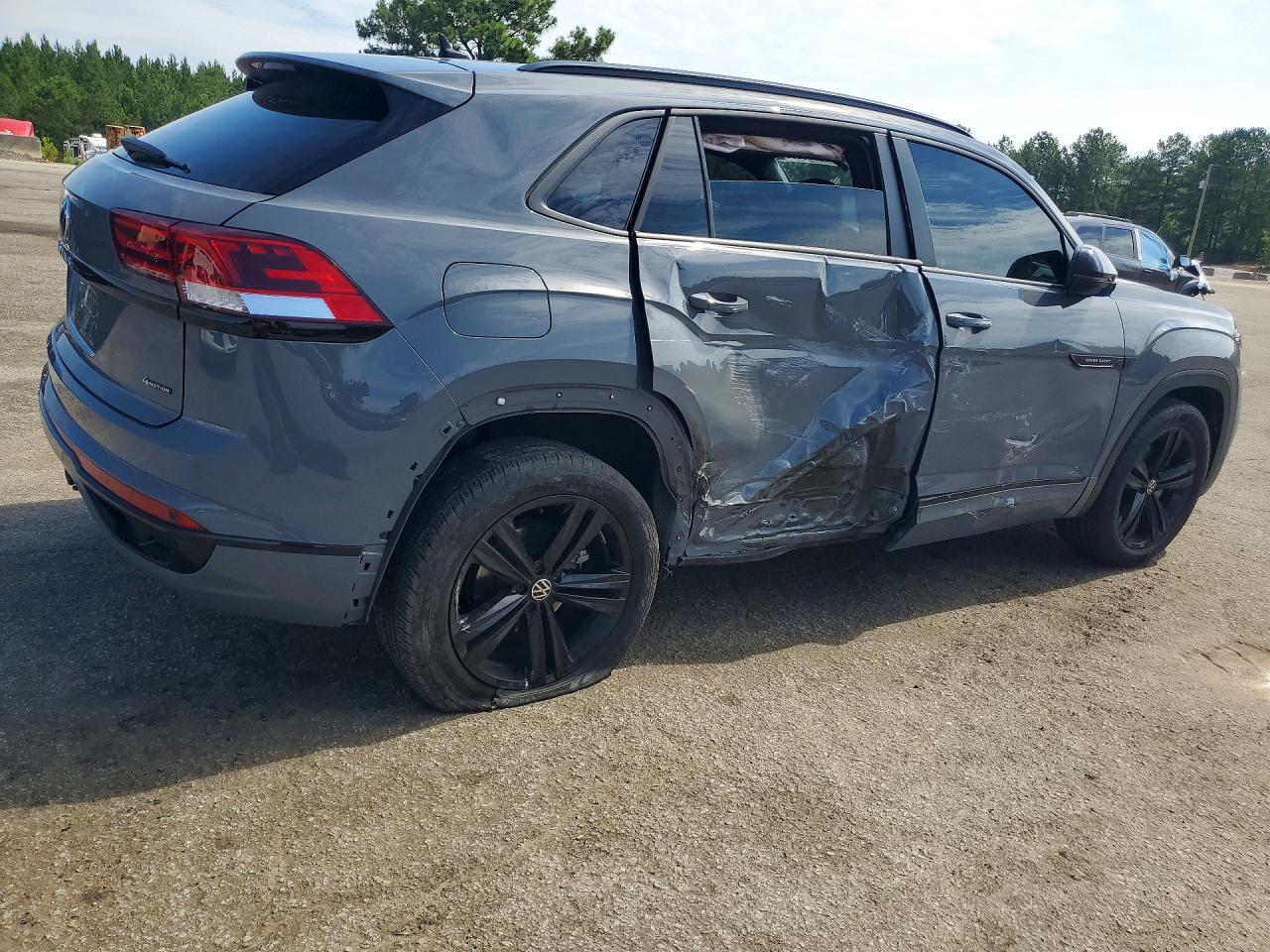 2023 VOLKSWAGEN ATLAS CROSS SPORT SEL R-LINE — снимка 3