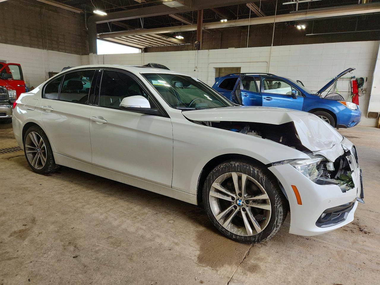 2017 BMW 330 XI — снимка 4