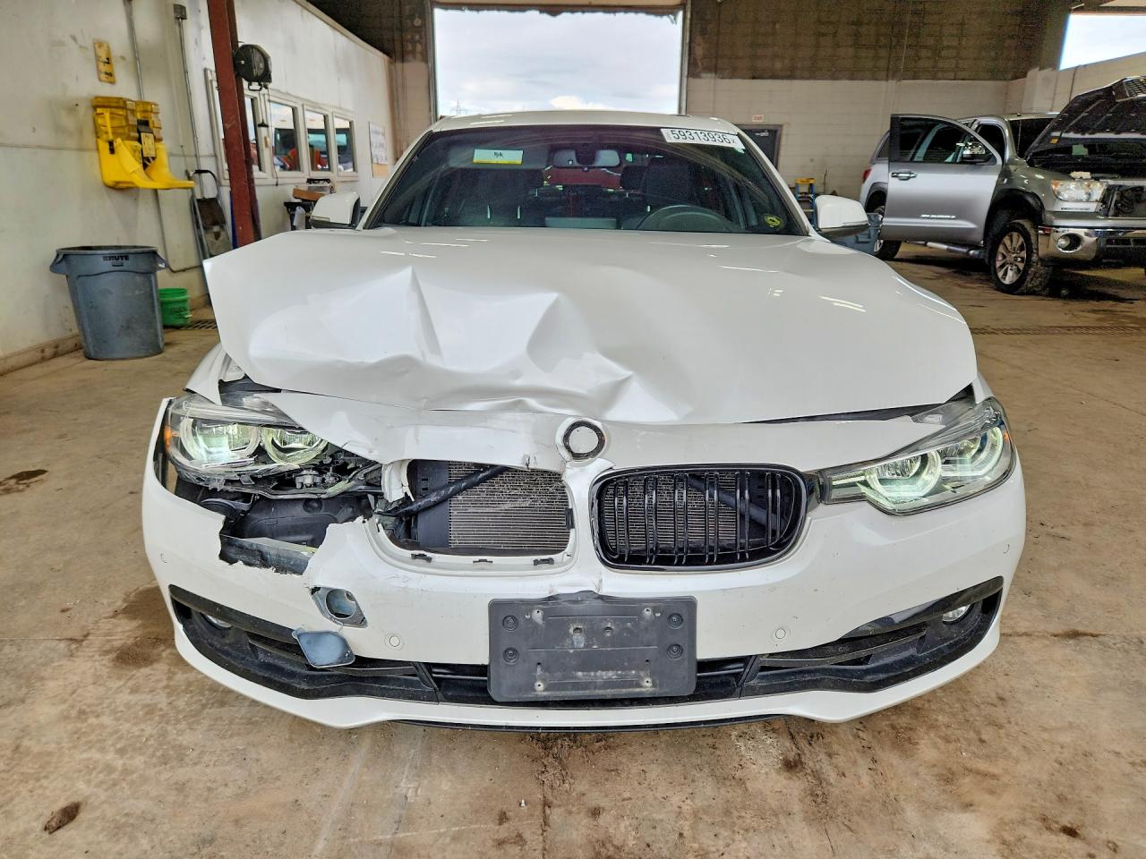 2017 BMW 330 XI — снимка 5