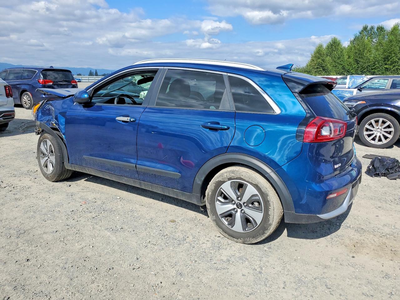 2019 KIA NIRO LX — снимка 2