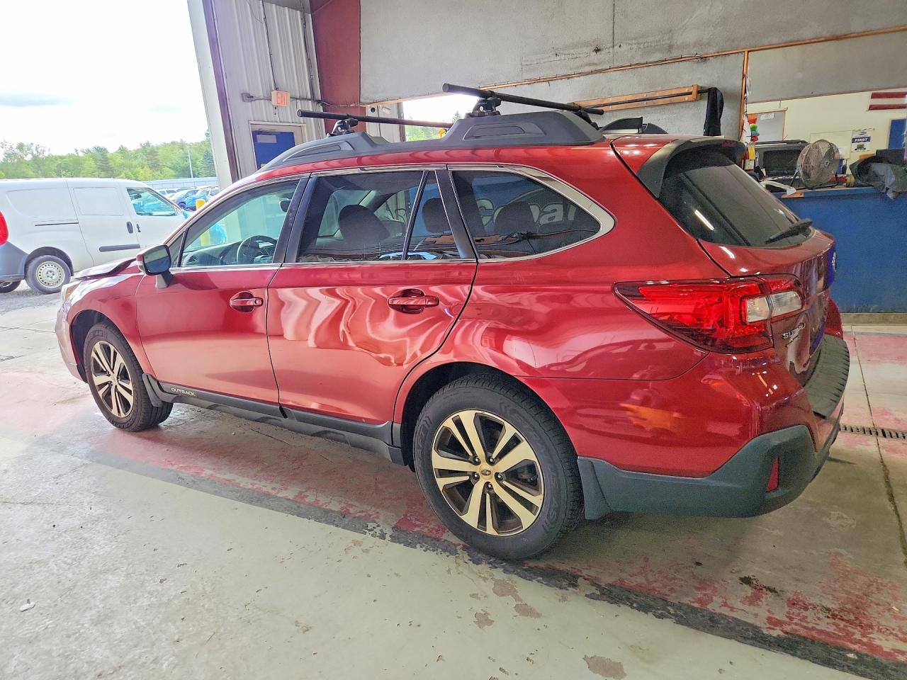 2019 SUBARU OUTBACK 2.5I LIMITED — снимка 2