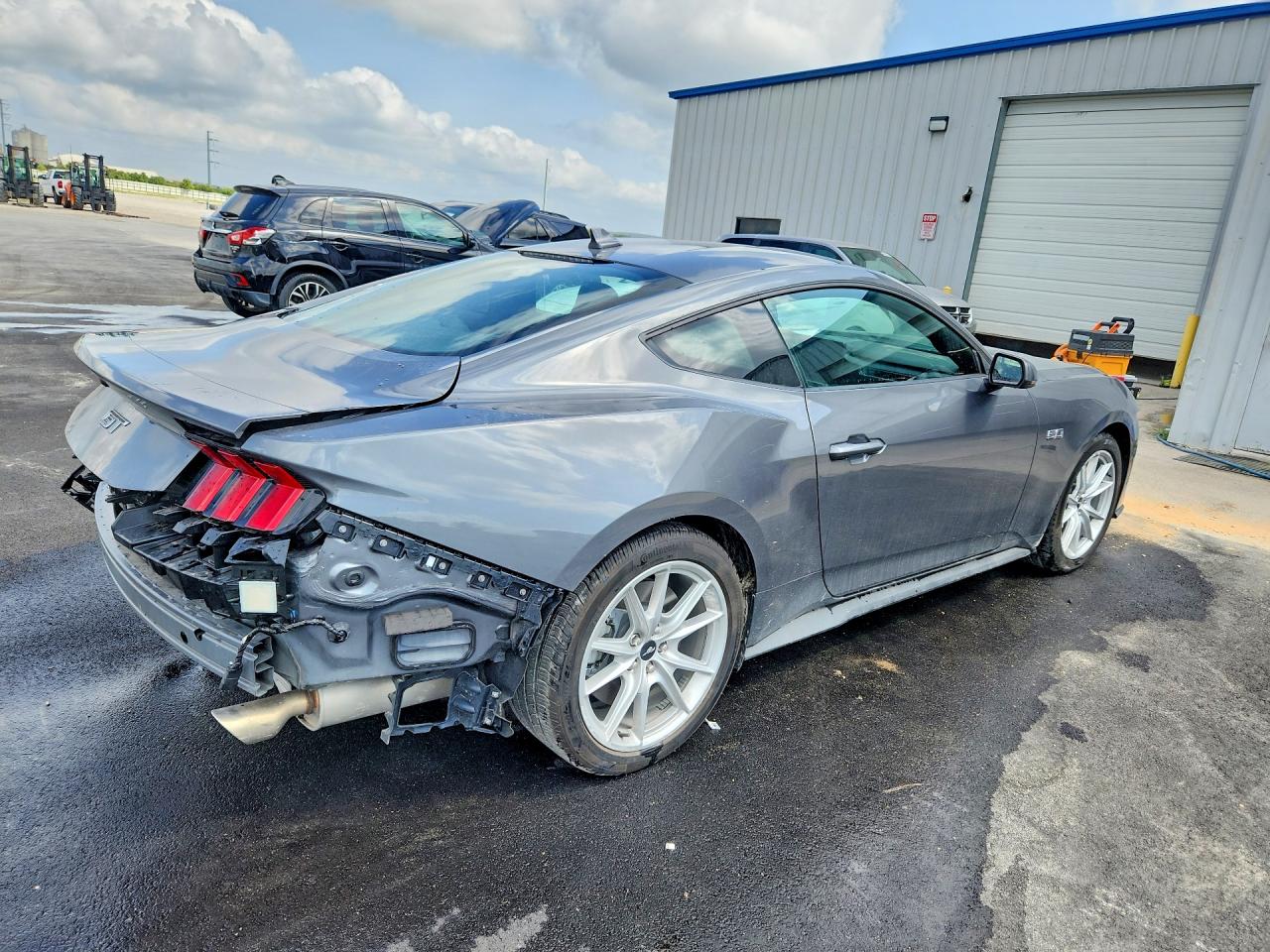 2026 FORD MUSTANG GT — снимка 3