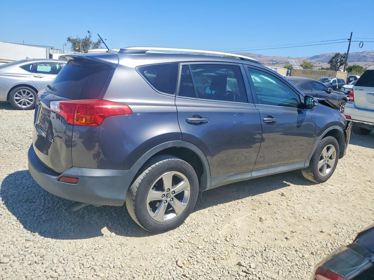 2015 TOYOTA RAV4 XLE — снимка 3