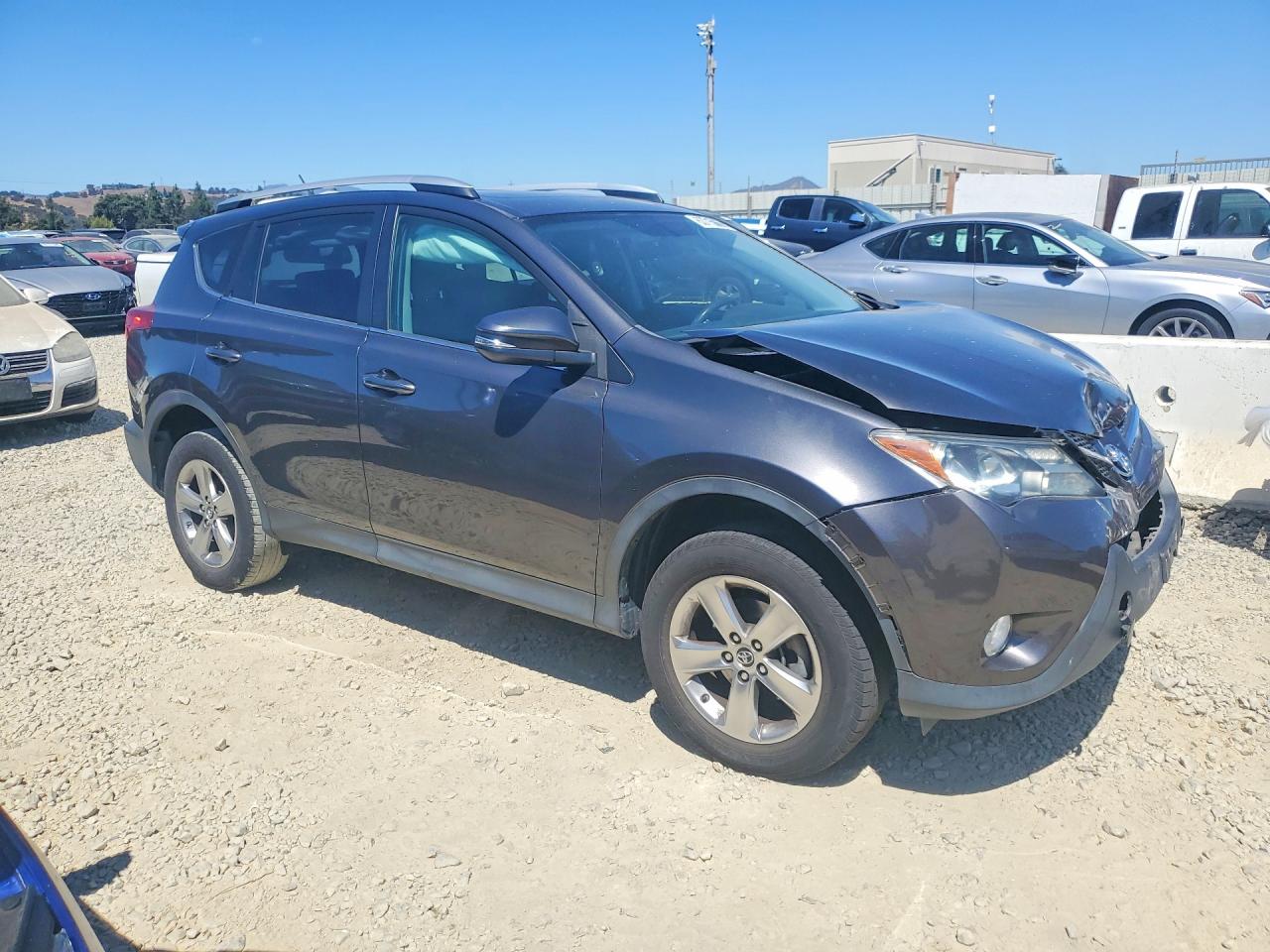 2015 TOYOTA RAV4 XLE — снимка 4